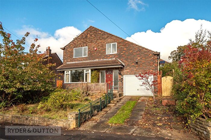 4 Bedroom Detached House For Sale In Springwood Hall Gardens, Springwood, Huddersfield, West Yorkshire, HD1
