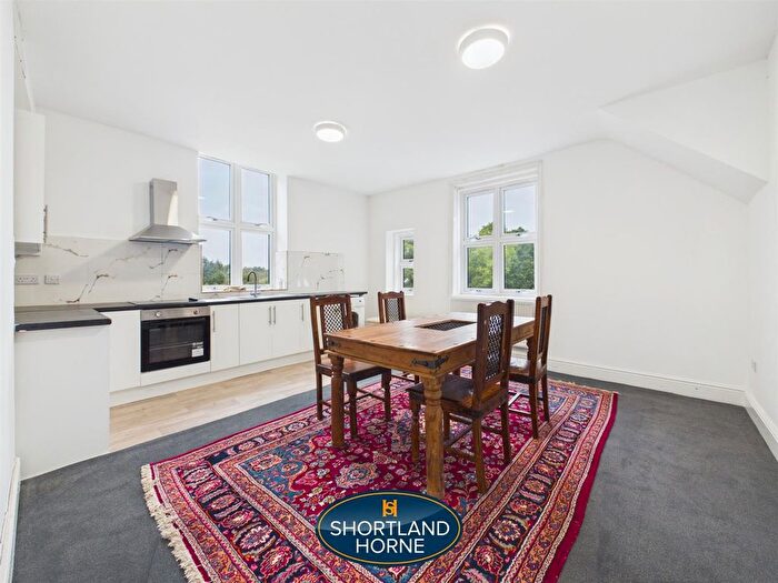 3 Bedroom Flat To Rent In London Road, Ryton-On-Dunsmore, CV8