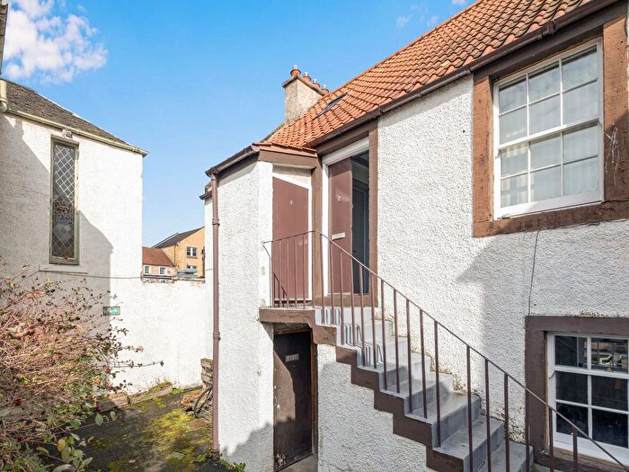 1 Bedroom Flat For Sale In / Peacock Court, Newhaven, Edinburgh, EH6