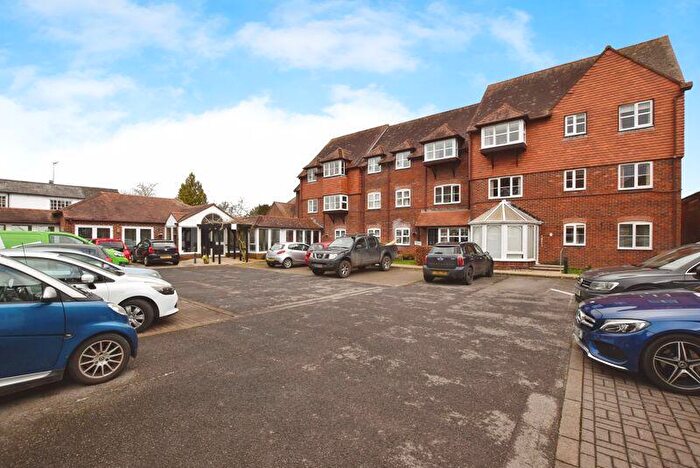 2 Bedroom Retirement Property For Sale In West Street, Wilton ***Video Tour***, SP2