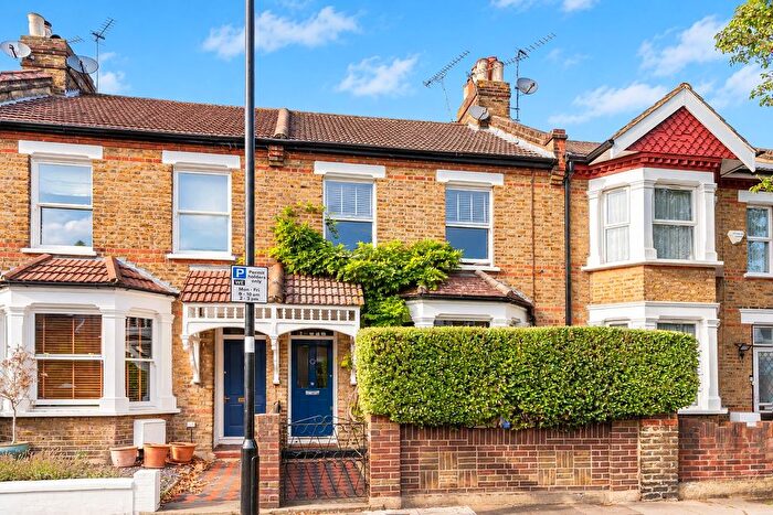 3 Bedroom Terraced House For Sale In Elthorne Avenue, Hanwell, W7