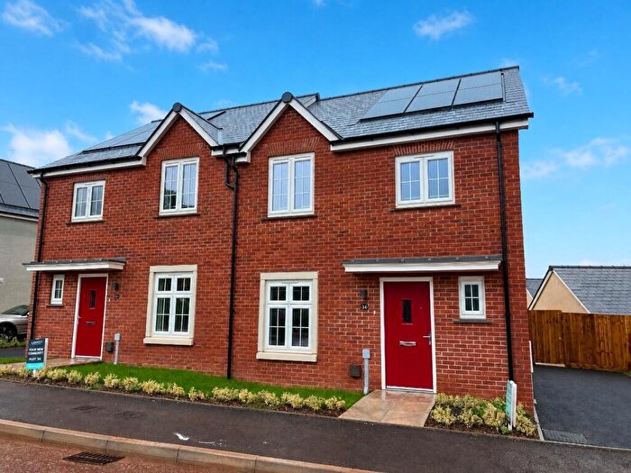 3 Bedroom House To Rent In Stapleton Way, EX2