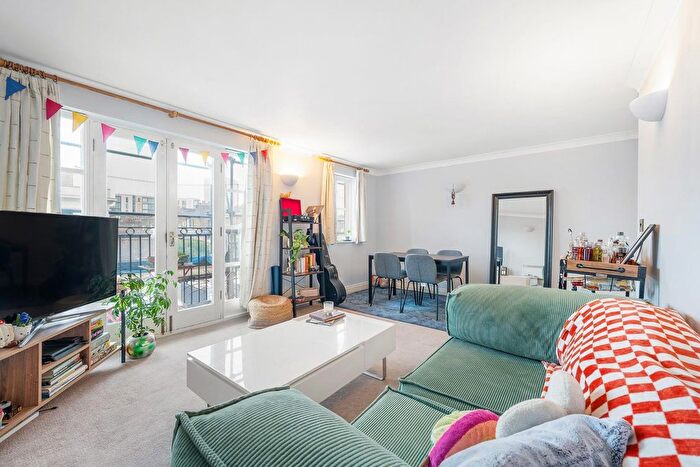 1 Bedroom Flat For Sale In Stockwell Green, SW9