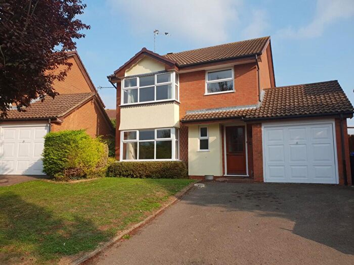4 Bedroom Detached House To Rent In Stuart Road, Brackley, NN13
