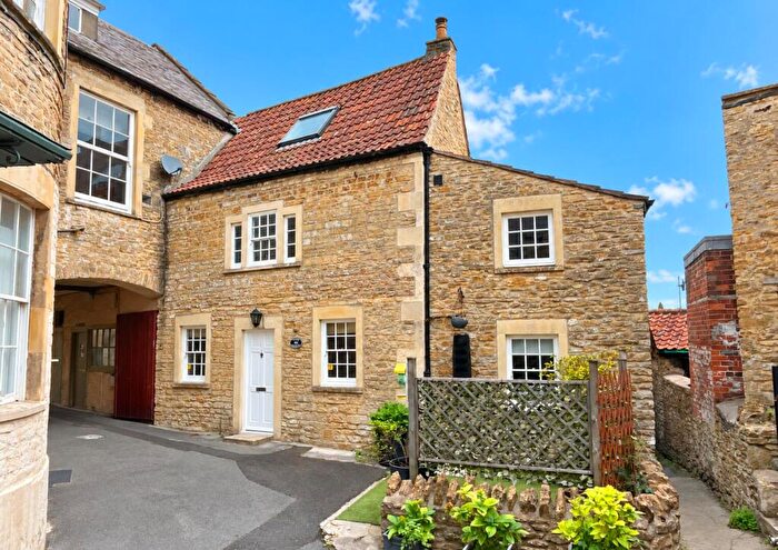 2 Bedroom Cottage For Sale In Catherine Hill, Frome, BA11