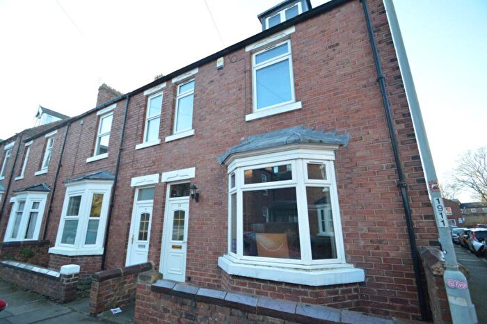 7 Bedroom House To Rent In High Wood View, Durham, DH1