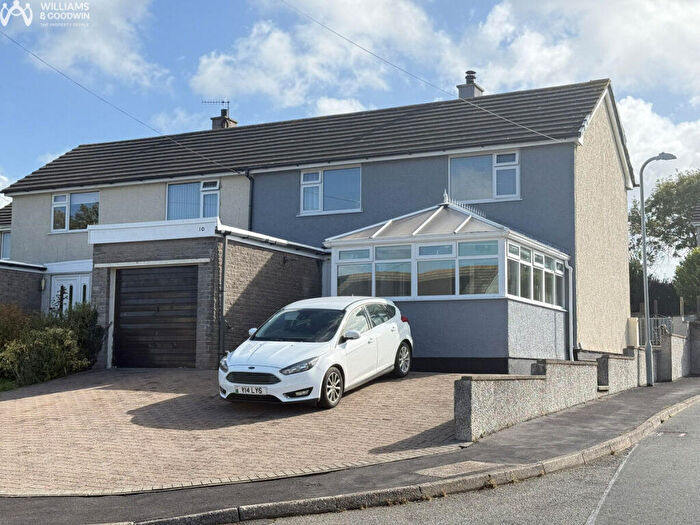 3 Bedroom Semi-Detached House For Sale In Stad Glanrafon, Llanfechell, Anglesey, LL68