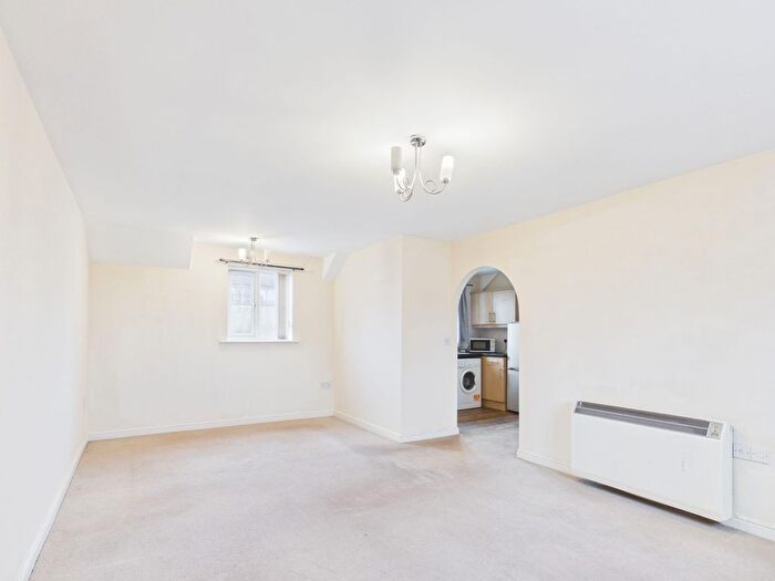 2 Bedroom Flat To Rent In Cygnet Gardens, Liverpool, WA9