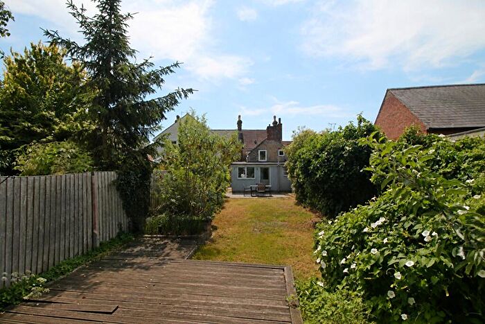 2 Bedroom Cottage For Sale In Bridge Street, Deeping St James, PE6