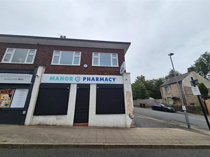 2 Bedroom Flat To Rent In Huddersfield Road, Stalybridge, SK15
