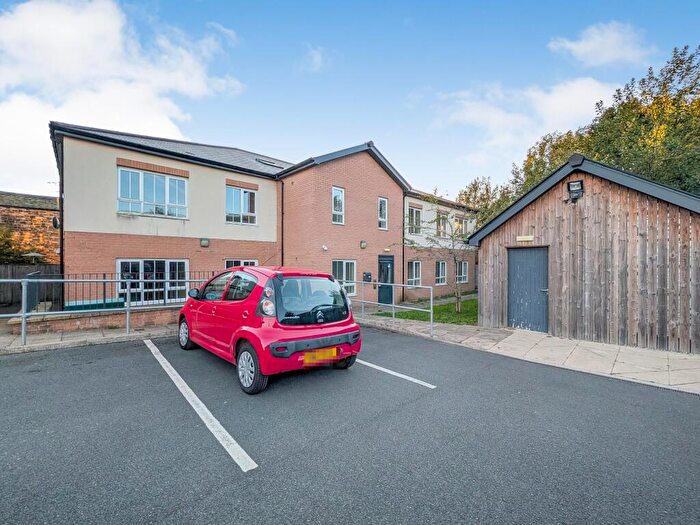 10 Bedroom Block Of Apartments For Sale In Riding Hill View, Manorley Lane, Bradford, West Yorkshire, BD6