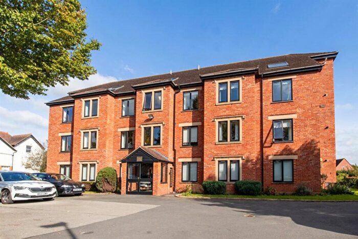 1 Bedroom Apartment To Rent In Priory Road, Kenilworth, CV8
