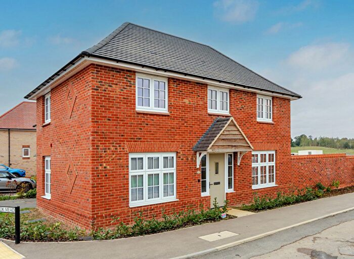 3 Bedroom Detached House For Sale In Underwood Croft, Leighton Buzzard, LU7