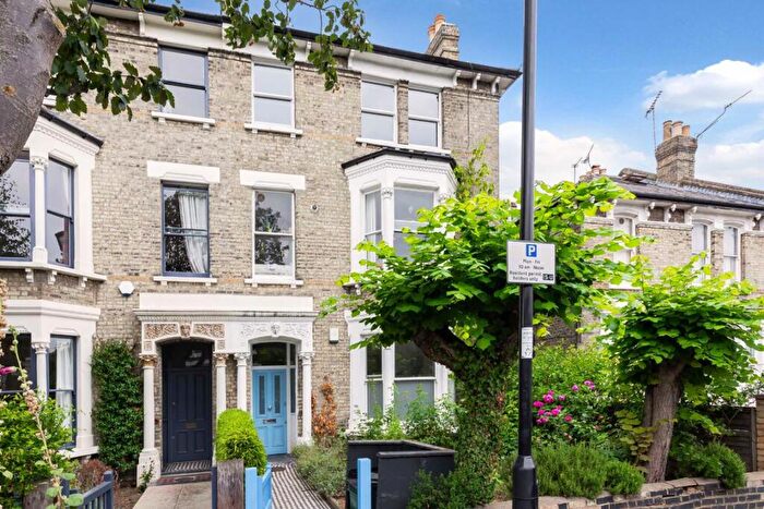 2 Bedroom Flat To Rent In Mercers Road, Tufnell Park, N19