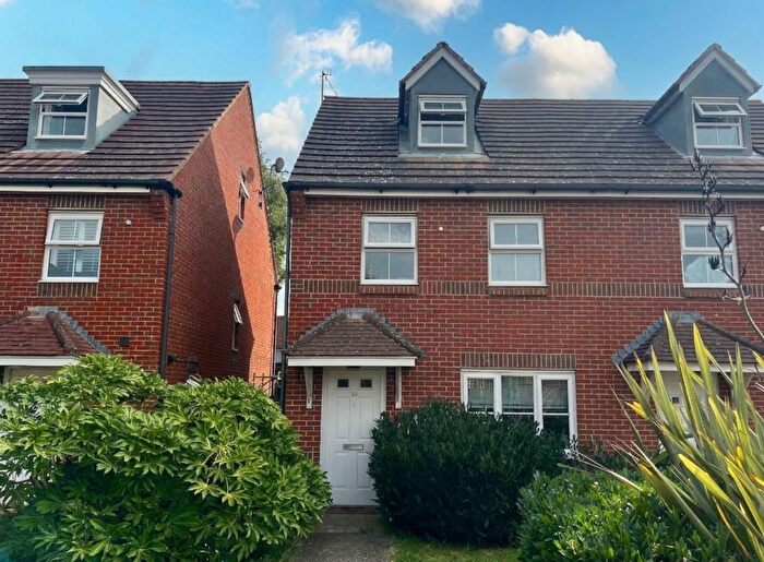 3 Bedroom Semi-Detached House To Rent In Old School Place, Hove, BN3