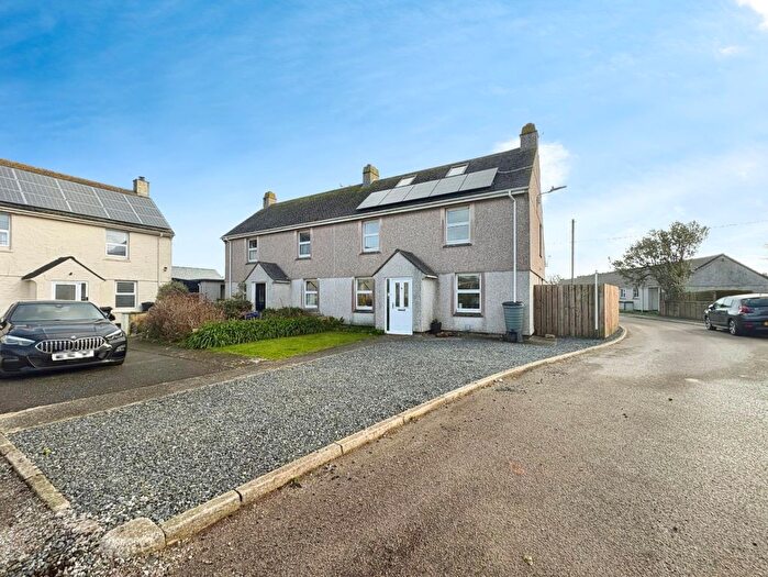 4 Bedroom Semi-Detached House For Sale In The Lizard, Well Balanced Family Home, TR12