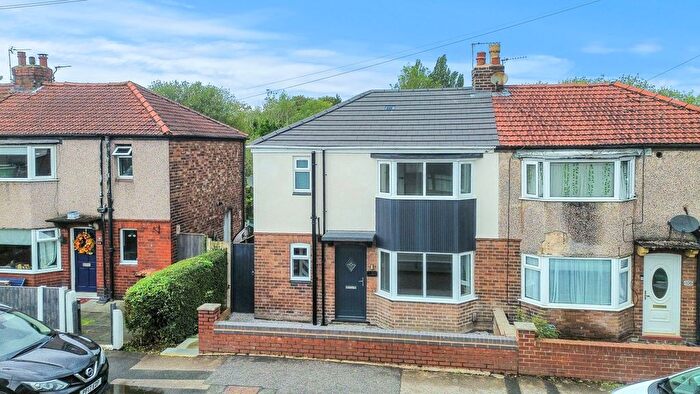 3 Bedroom Semi-Detached House For Sale In Leach Lane, Sutton Leach, WA9