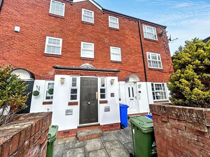 1 Bedroom Flat For Sale In Victoria Mews, Blyth, NE24