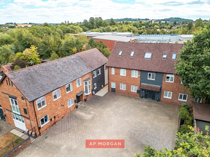 1 Bedroom Apartment For Sale In Old Rectory Lane, Alvechurch, Birmingham, Worcestershire, B48