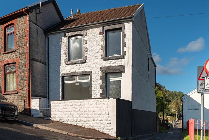 3 Bedroom Property For Sale In Institute Road, Tonypandy, CF40