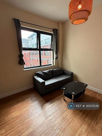 2 Bedroom Flat To Rent In Derwent Foundry, Birmingham, B3