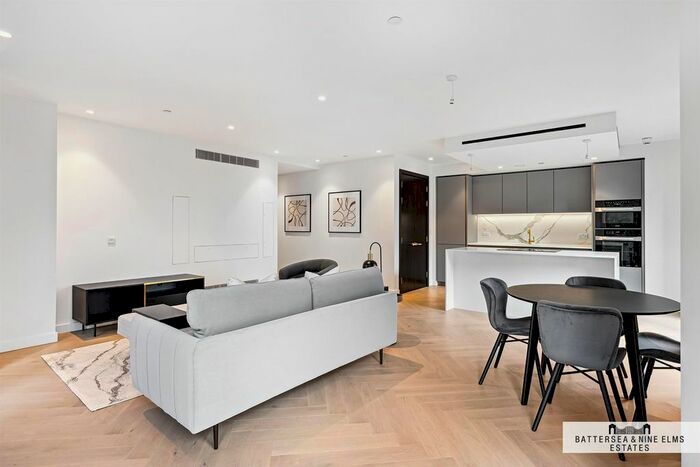 2 Bedroom Flat For Sale In Triptych Bankside, Triptych Place, SE1