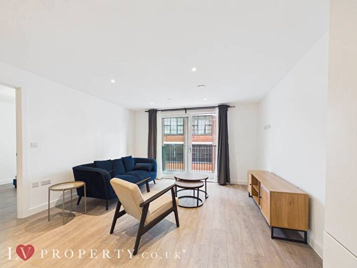 1 Bedroom Flat For Sale In Green Street, Birmingham, West Midlands, B12