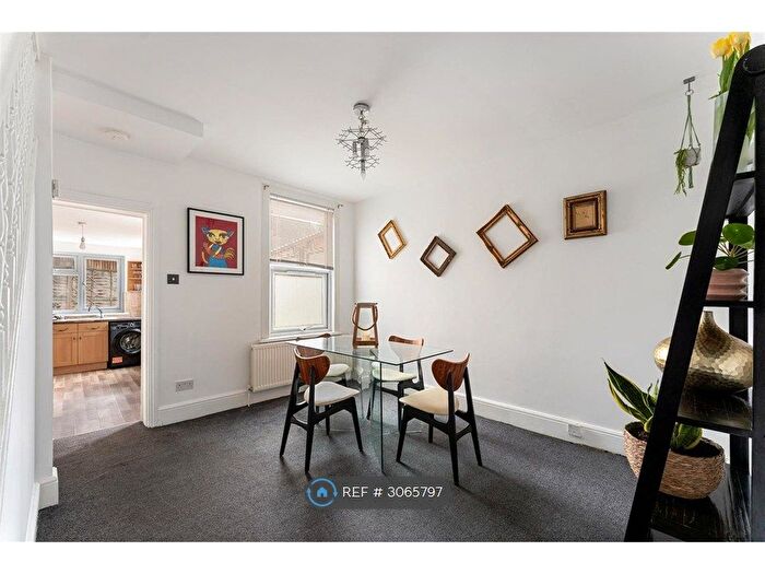 3 Bedroom Terraced House To Rent In Coopers Lane, London, E10