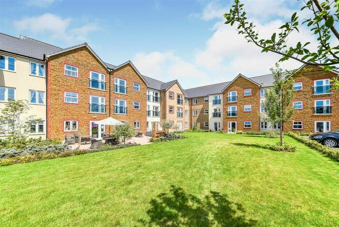 2 Bedroom Flat For Sale In Eastland Grange, Valentine Road, Hunstanton, Norfolk, PE36