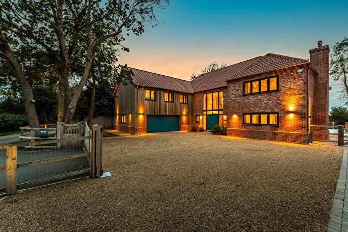 6 Bedroom Detached House For Sale In Prime Modern Living Behind Electric Gates | Six Bedrooms, Cinema Suite & Over, Sq Ft, NR17