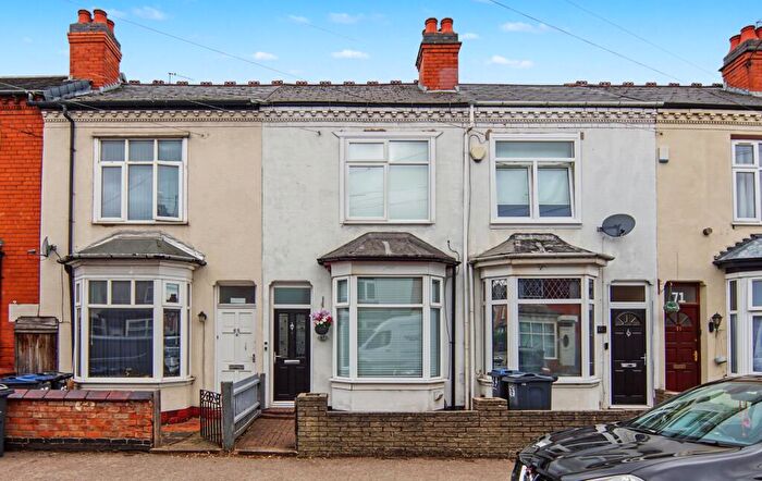 3 Bedroom Terraced House For Sale In Lily Road, Birmingham, B26
