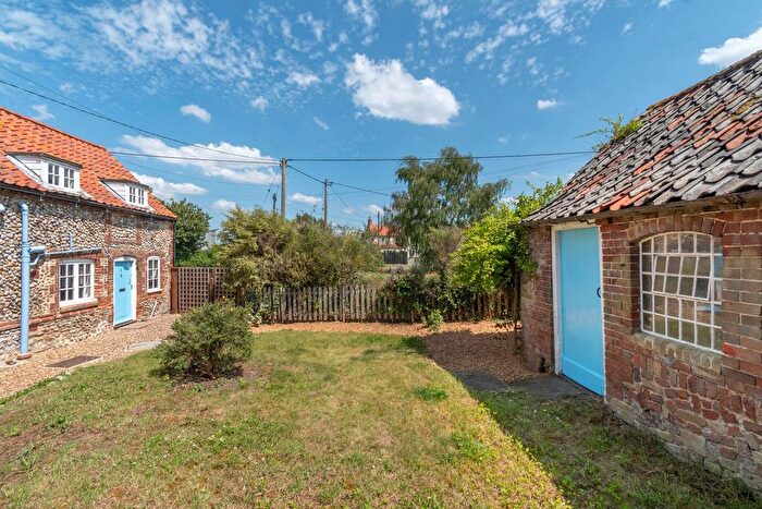 1 Bedroom End Of Terrace House For Sale In Beacon Hill Road, Burnham Market, PE31