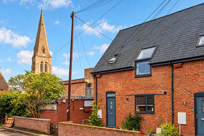 2 Bedroom End Of Terrace House For Sale In Pickerings Yard, Market Harborough, LE16