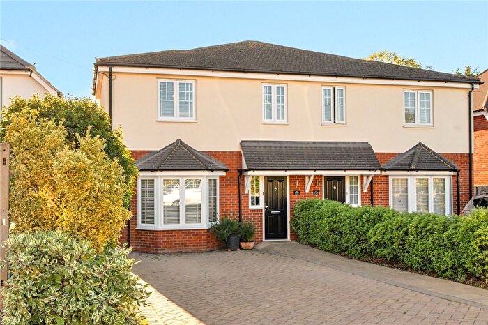 3 Bedroom Semi-Detached House For Sale In Mount Pleasant, West Horsley, KT24