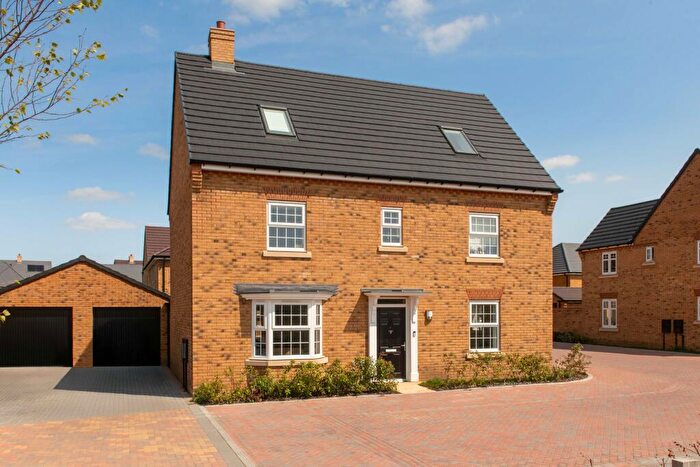 5 Bedroom Detached House For Sale In Southern Cross, Wixams, MK42