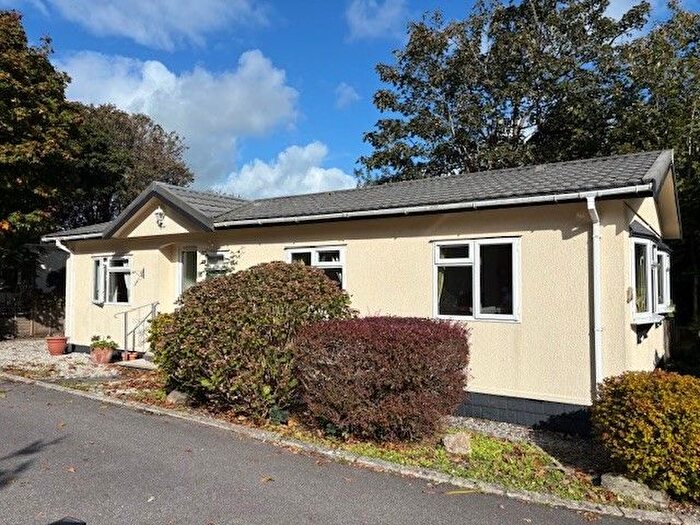 2 Bedroom Property To Rent In Mountlea Country Park Woodlands, Par, PL24