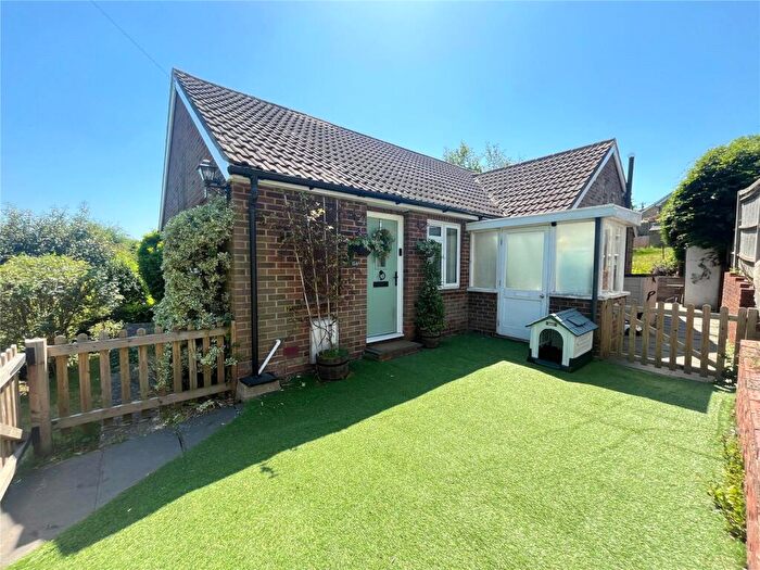 3 Bedroom Bungalow For Sale In Vicarage Lane, Upper Hale, Farnha, Surrey, GU9