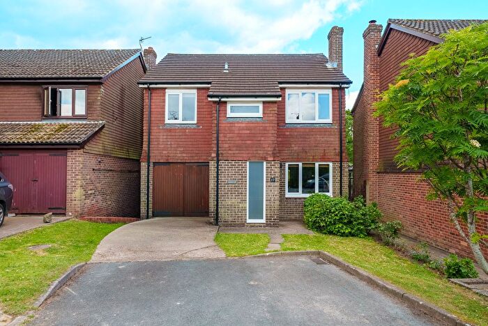 4 Bedroom Detached House To Rent In Cuckoo Drive, Heathfield, TN21