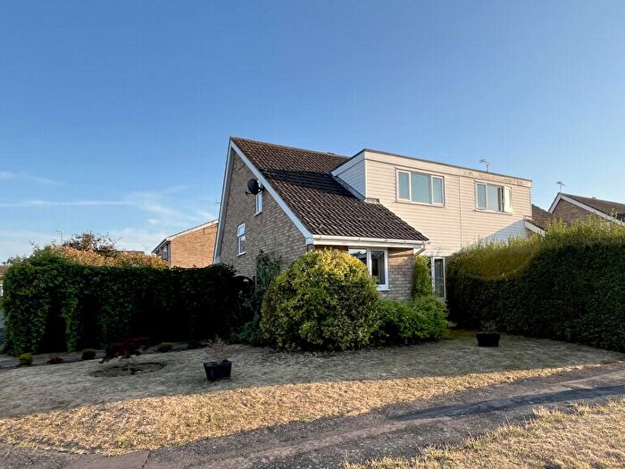 3 Bedroom House For Sale In Hardwick Close, Rushmere Park, IP4