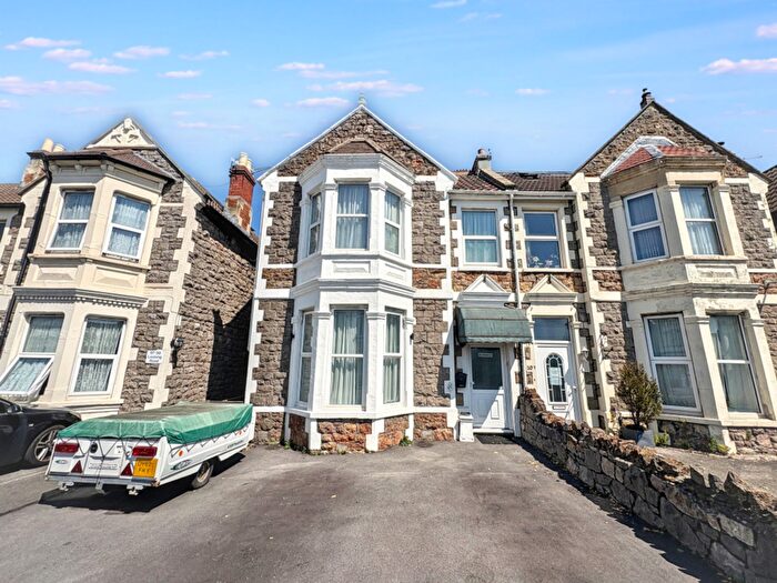 7 Bedroom End Of Terrace House To Rent In Locking Road, Weston-Super-Mare, BS23