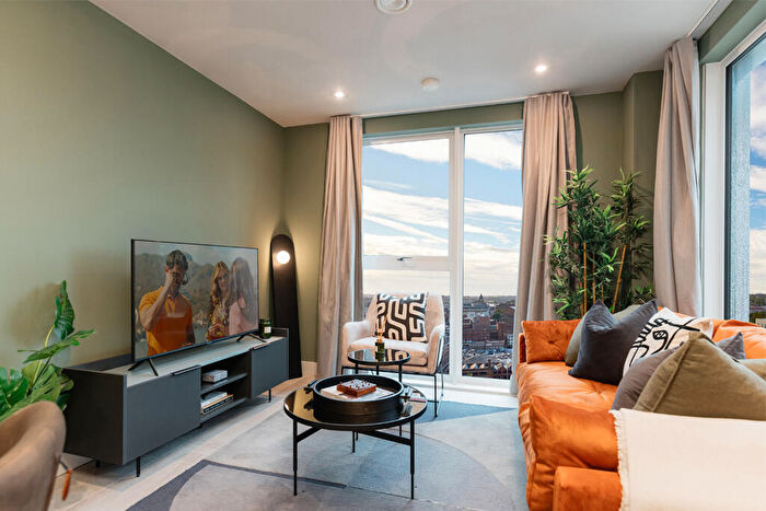 2 Bedroom Apartment To Rent In New York Square, Quarry Hill, Leeds, LS2