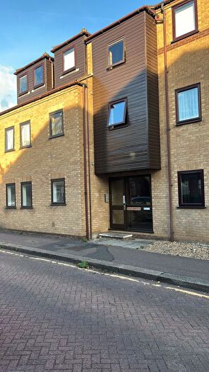 1 Bedroom Flat For Sale In Wellington Street, Luton, LU1