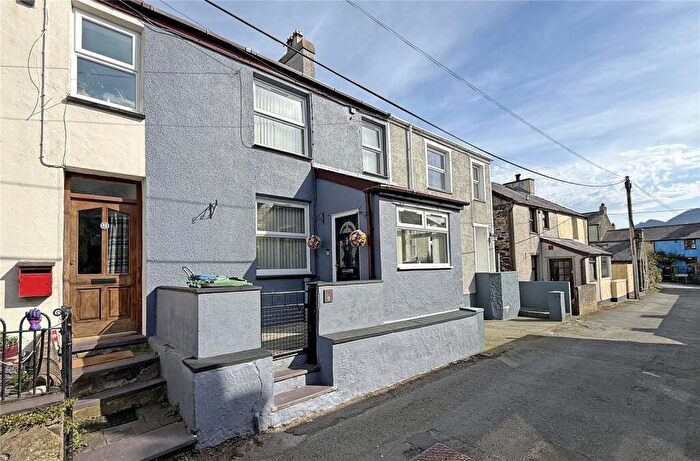3 Bedroom Terraced House For Sale In Water Street, Llanllechid, Bangor, Gwynedd, LL57