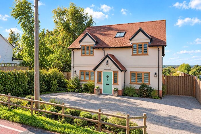 4 Bedroom Detached House For Sale In New Street, Ash, Canterbury, CT3