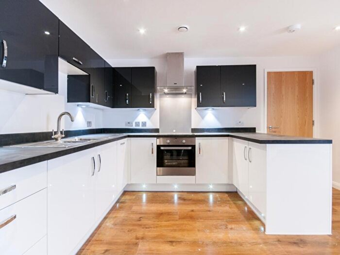 2 Bedroom Apartment To Rent In Mill Street, Central Oxford, OX2