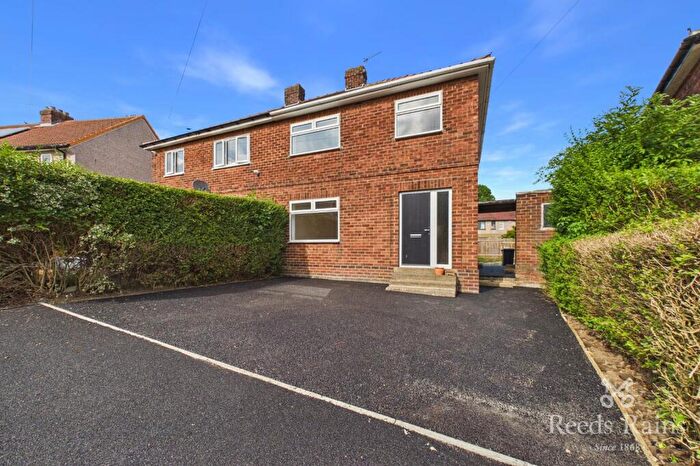 3 Bedroom Semi-Detached House For Sale In Bentley Avenue, Halifax, West Yorkshire, HX3