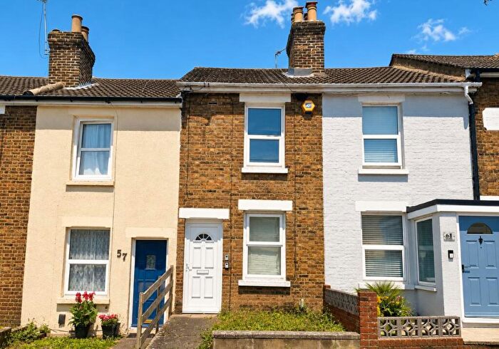 3 Bedroom Terraced House For Sale In Dover Street, Maidstone, Kent, ME16