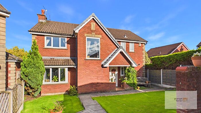 4 Bedroom Detached House For Sale In Brooksbottoms Close, Ramsbottom, Bury, BL0