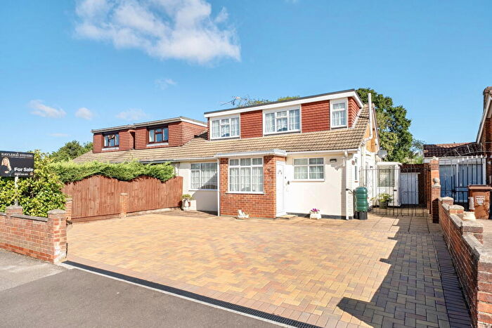 3 Bedroom Semi-Detached House For Sale In Chain Free - Amazing Area - Over, Sq Ft - Wigmore, ME8