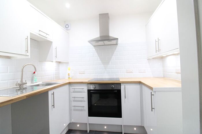 1 Bedroom Flat To Rent In Kelly Street, Greenock, PA16